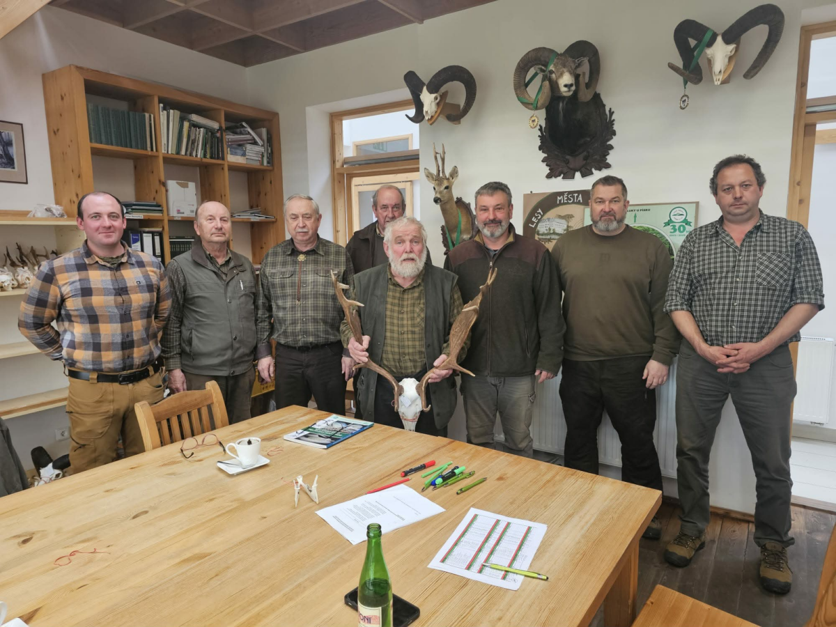 1. hodnocení trofejí volně ulovené zvěře ve správním obvodu Písek
